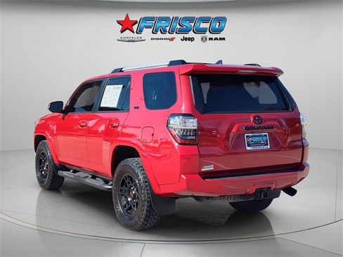 Used 2021 Toyota 4Runner SR5 Premium image 8