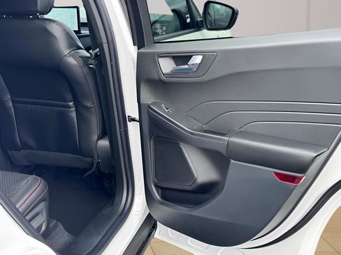 New 2026 Ford Escape ST-Line w/ Tech Pack #1 image 29