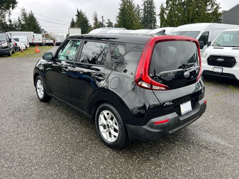 Used 2021 Kia Soul S image 5