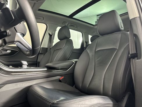 Used 2023 Audi Q7 3.0T Premium Plus w/ Premium Plus Package image 19
