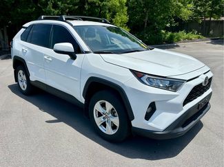 Used 2021 Toyota RAV4 XLE AWD/4WD video 3