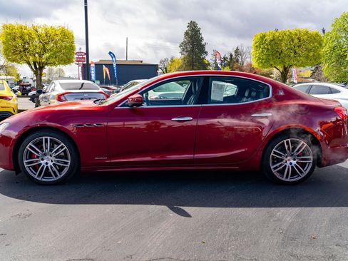 Used 2018 Maserati Ghibli S GranSport Q4 image 12