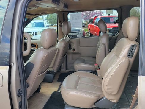 Used 1999 Oldsmobile Silhouette Premiere w/ Towing Pkg FWD image 4
