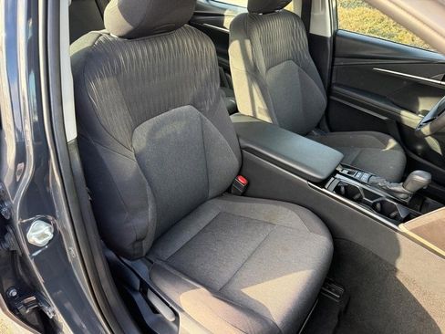 Used 2025 Toyota Camry LE image 11