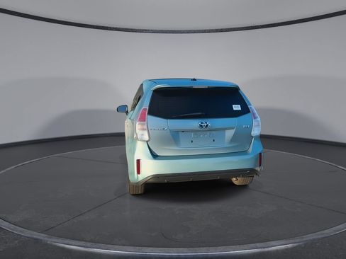 Used 2017 Toyota Prius V Five w/ Advanced Technology Package FWD image 7