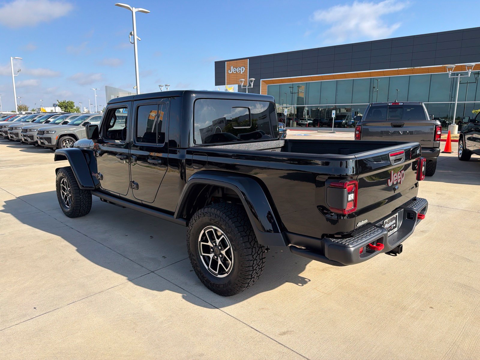 New 2026 Jeep Gladiator Rubicon w/ Steel Power Dome Hood Package AWD/4WD image 3