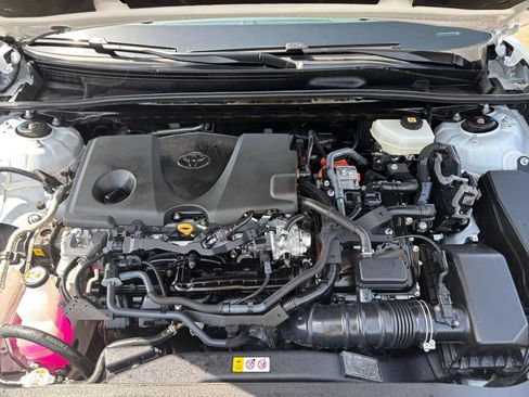 Used 2026 Toyota Camry SE FWD image 31
