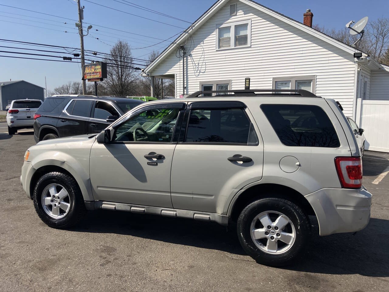 Used 2009 Ford Escape XLT FWD image 10