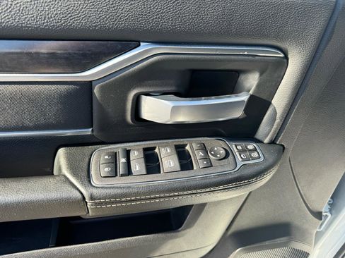 Used 2024 RAM 3500 Big Horn AWD/4WD image 16