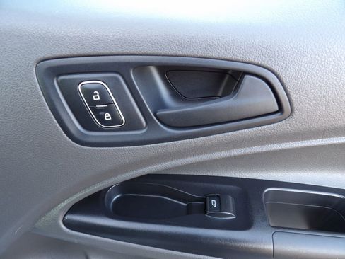 Used 2020 Ford Transit Connect XL image 31
