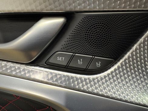 Used 2022 Genesis G70 3.3T w/ Sport Prestige Package image 22