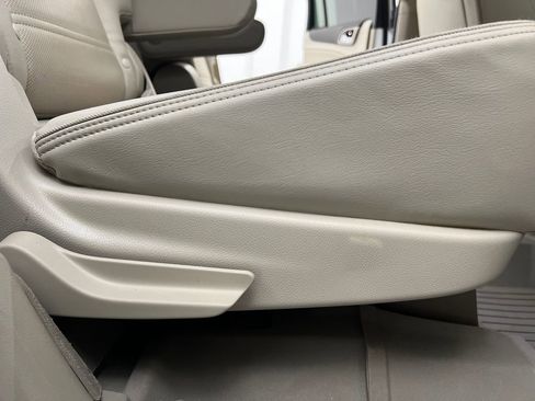 Used 2019 GMC Yukon Denali w/ Denali Ultimate Package AWD/4WD image 20