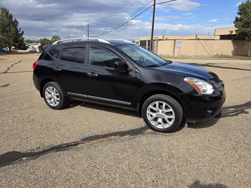 Used 2013 Nissan Rogue SL AWD/4WD image 10