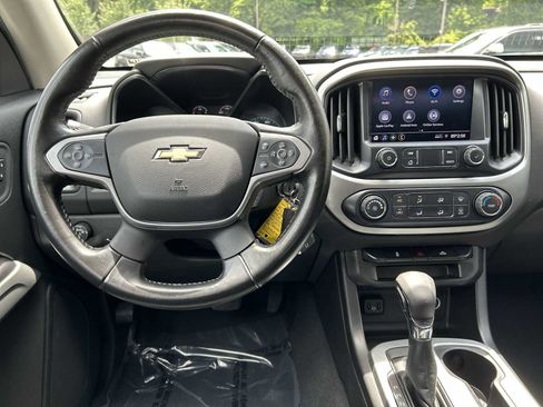 Used 2022 Chevrolet Colorado LT w/ LT Convenience Package RWD image 8