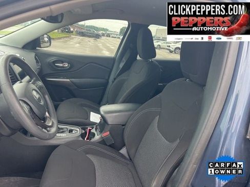 Used 2021 Jeep Cherokee Latitude FWD image 9