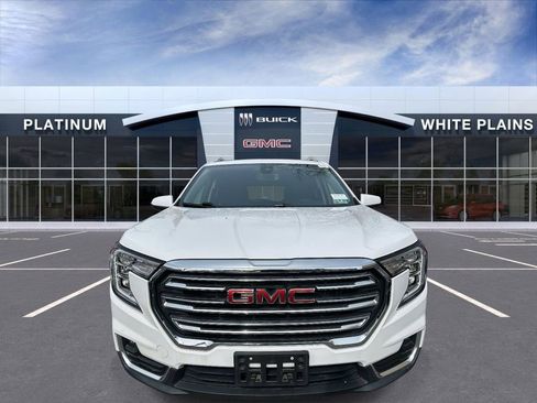 Used 2023 GMC Terrain SLT image 7