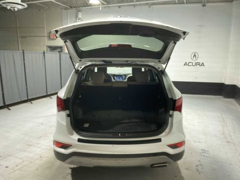 Used 2017 Hyundai Santa Fe Sport image 19