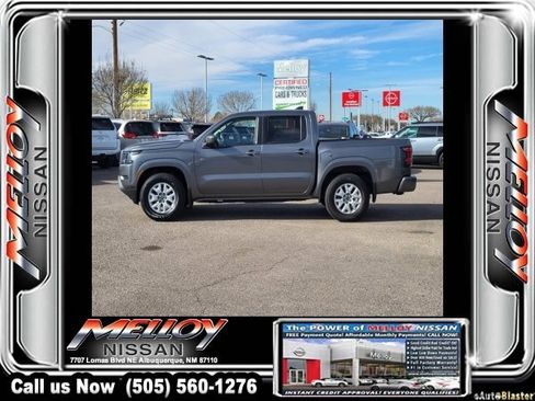 Used 2022 Nissan Frontier SV w/ Technology Package image 4