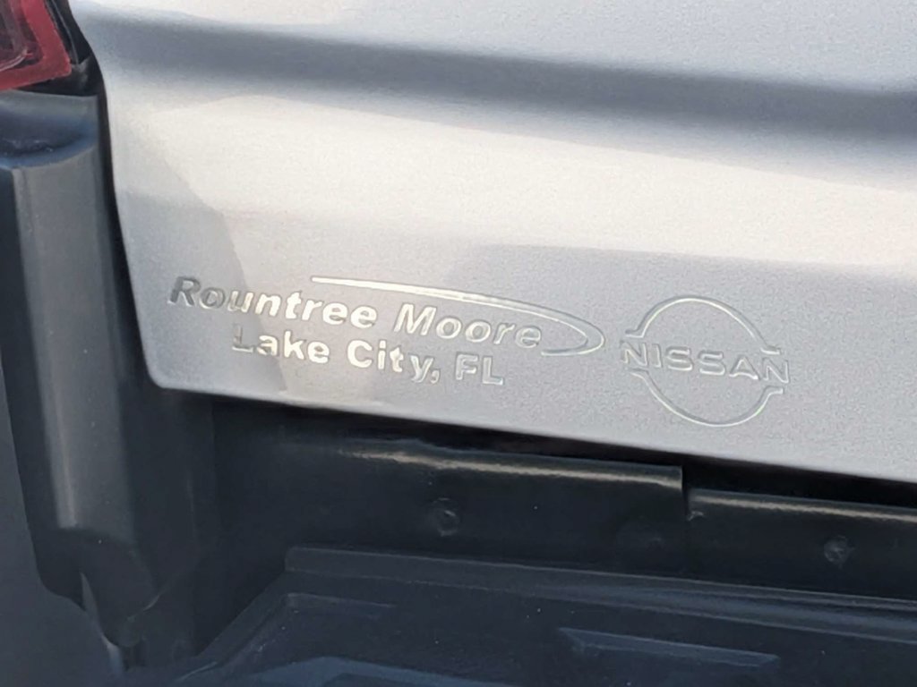 Used 2022 Toyota Tacoma SR5 RWD image 12