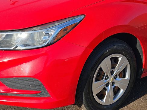 Used 2017 Chevrolet Cruze LS image 12