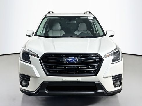 Used 2023 Subaru Forester Premium AWD/4WD image 2