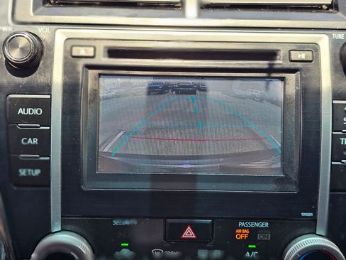 Used 2014 Toyota Camry SE FWD image 10