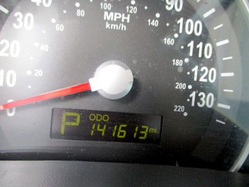 Used 2012 Kia Sedona LX image 13