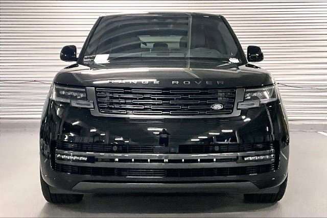 New 2026 Land Rover Range Rover SE AWD/4WD image 2