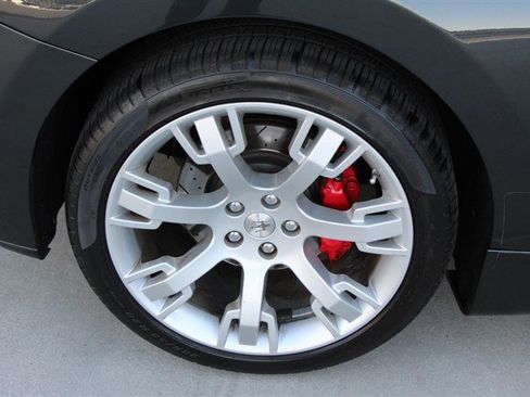 Used 2013 Maserati GranTurismo Sport RWD image 34