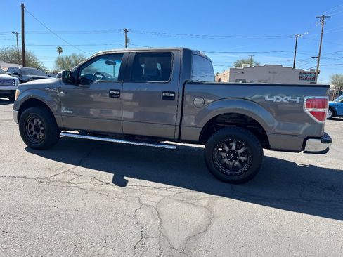 Used 2014 Ford F150 XLT w/ XLT Chrome Package image 8