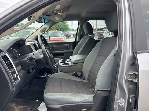 Used 2019 RAM 1500 Big Horn AWD/4WD image 18