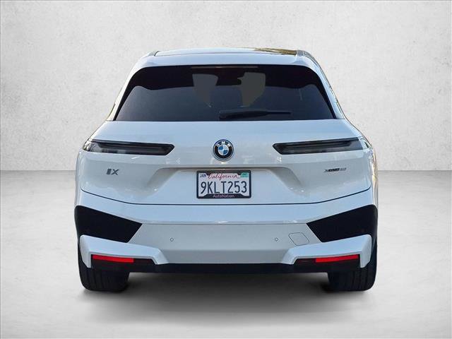 Certified 2024 BMW iX xDrive50 w/ Premium Package AWD/4WD image 7