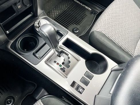 Used 2020 Toyota 4Runner SR5 image 17