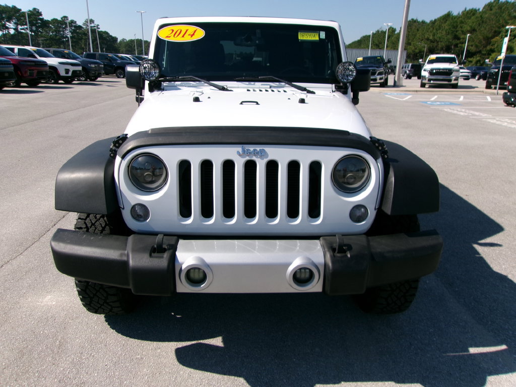 Used 2014 Jeep Wrangler Unlimited Sport w/ Quick Order Package 24S AWD/4WD image 5