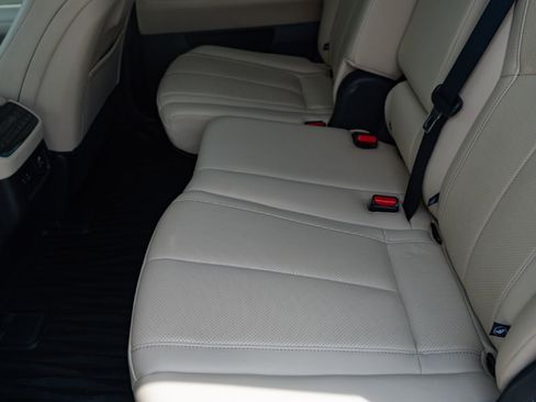 Certified 2023 INFINITI QX60 Sensory w/ Vision Package AWD/4WD image 21
