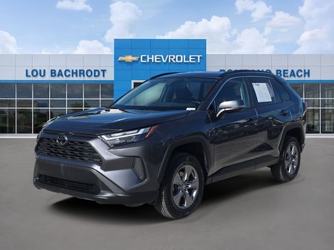 Used 2024 Toyota RAV4 XLE image 3