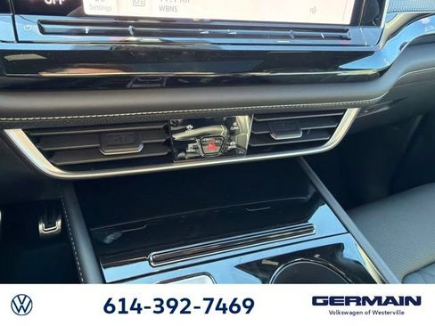 New 2026 Volkswagen Atlas Cross Sport SEL Premium R-Line AWD/4WD image 24