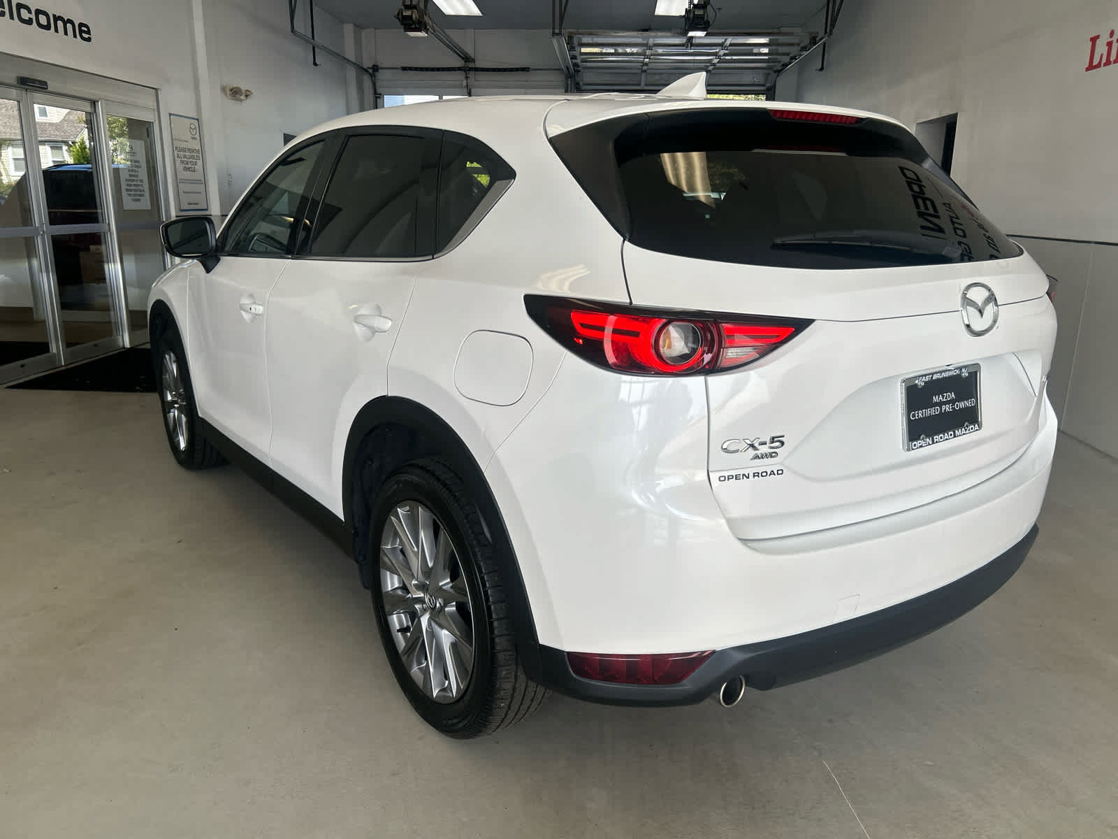 Used 2021 MAZDA CX-5 Grand Touring w/ GT Premium Package AWD/4WD image 3