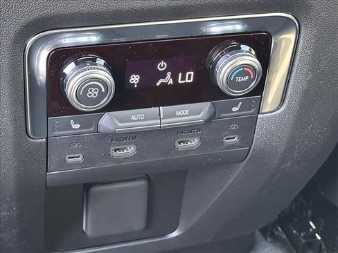 New 2026 GMC Yukon XL Denali w/ Denali Reserve Package AWD/4WD image 20