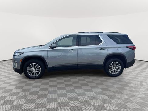 Used 2023 Chevrolet Traverse LT FWD image 8