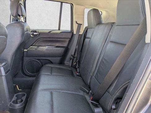 Used 2015 Jeep Compass High Altitude FWD image 15