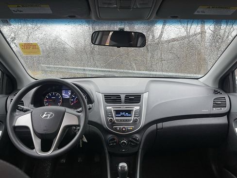 Used 2016 Hyundai Accent SE image 9
