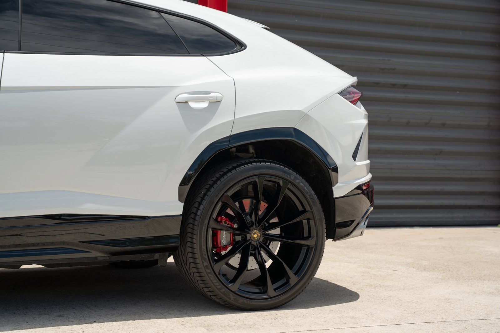 Used 2022 Lamborghini Urus AWD/4WD image 13