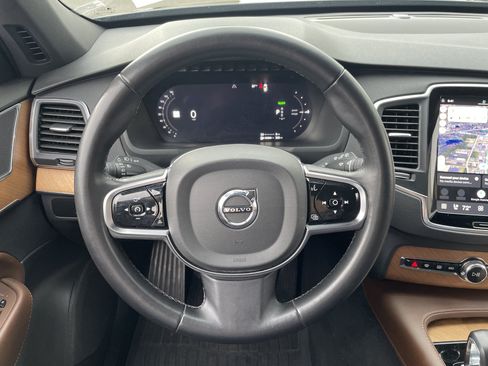 Used 2024 Volvo XC90 T8 Core w/ Climate Package AWD/4WD image 5