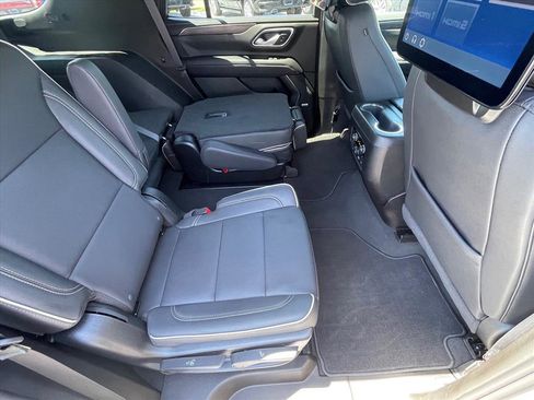 Used 2023 Chevrolet Tahoe Premier w/ Advanced Technology Package AWD/4WD image 28