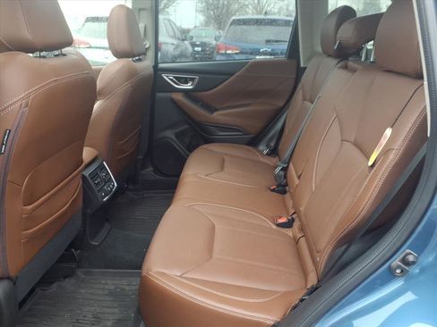 Used 2021 Subaru Forester Touring image 33