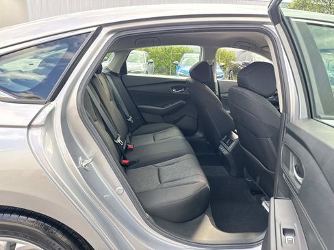 Certified 2025 Honda Accord LX image 15