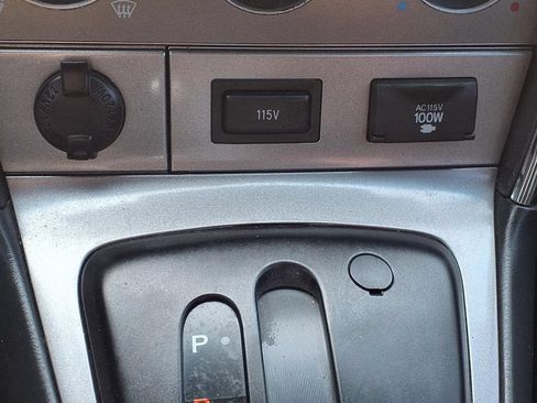 Used 2008 Toyota Matrix XR w/ Extra Value Pkg 1 FWD image 19