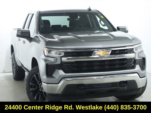 Used 2023 Chevrolet Silverado 1500 LT image 3