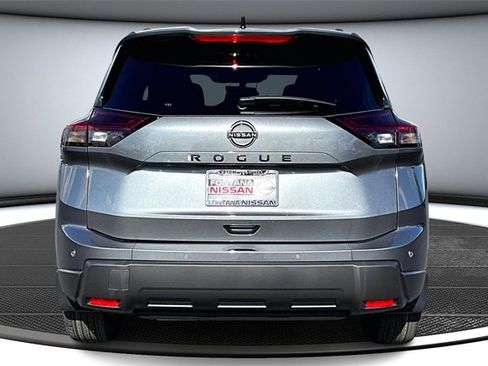 New 2026 Nissan Rogue SV image 4